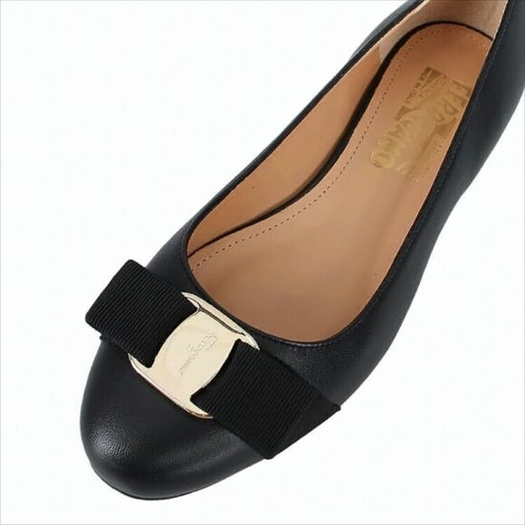 Salvatore Ferragamo Nappa Leather Flats With Grosgrain Bow - NWT